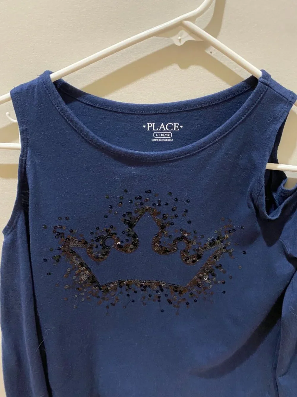 Cut-out shoulder crown top navy blue size 10